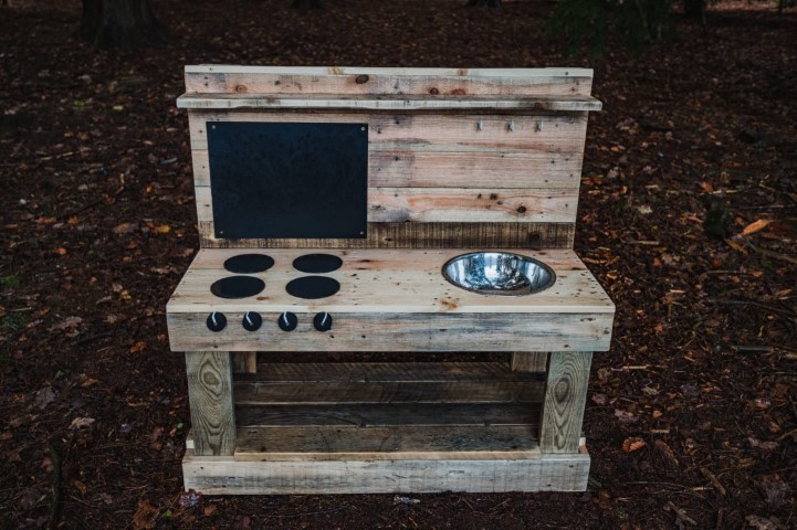 custom built mud kitchen mudkitchen artisan woodwork