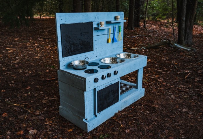 custom built mud kitchen mudkitchen artisan woodwork