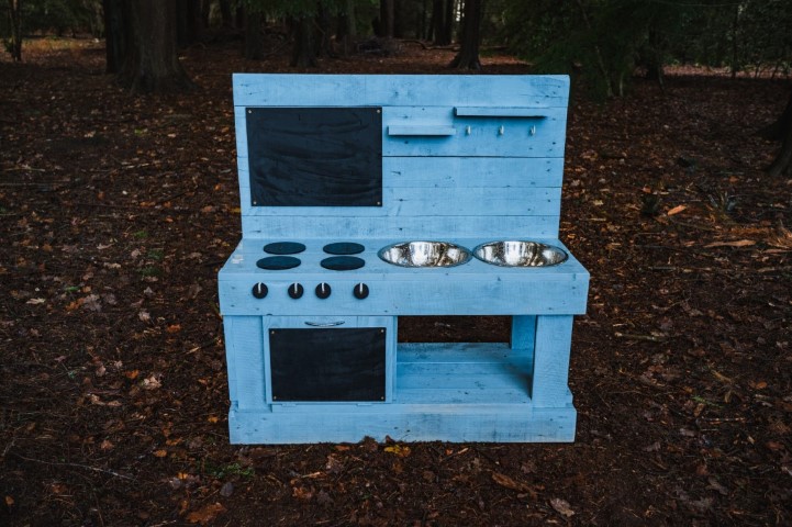 custom built mud kitchen mudkitchen artisan woodwork